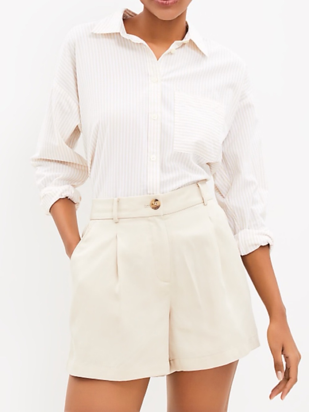 LOFT Beige High-Waist Tailored Pleat Short! 🐚